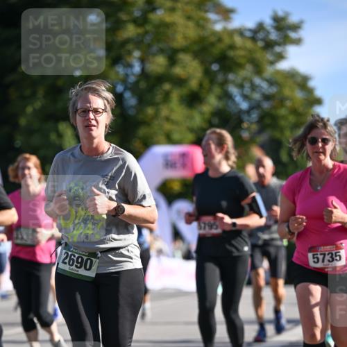 07.09.2025 - BARMER Alsterlauf Dr. Thomas Lammeyer http://msf.ph/oto/8714373 07.09.2025 09:47:38 Laufen 2690, 5795, 5735 meine-sportfotos.de
