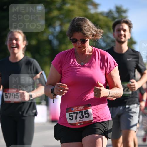 07.09.2025 - BARMER Alsterlauf Dr. Thomas Lammeyer http://msf.ph/oto/8714384 07.09.2025 09:47:40 Laufen 5795, 1636, 5735 meine-sportfotos.de