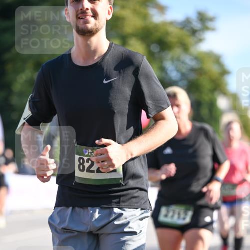 07.09.2025 - BARMER Alsterlauf Dr. Thomas Lammeyer http://msf.ph/oto/8714392 07.09.2025 09:47:41 Laufen 36, 823, 2113 meine-sportfotos.de