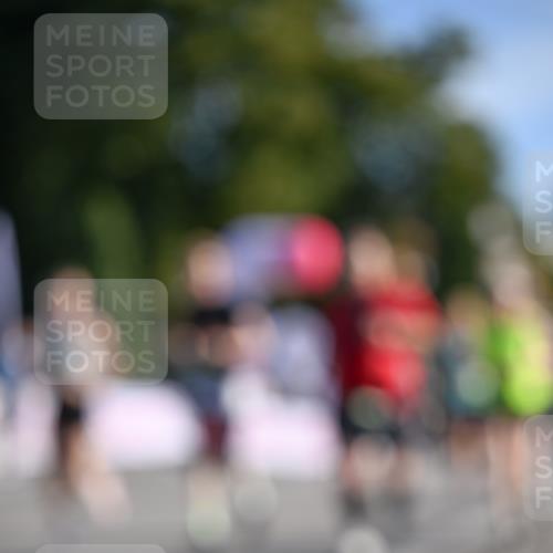 07.09.2025 - BARMER Alsterlauf Dr. Thomas Lammeyer http://msf.ph/oto/8714417 07.09.2025 09:47:45 Laufen  meine-sportfotos.de