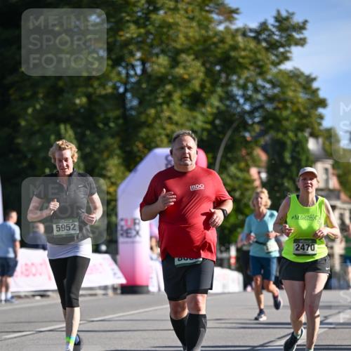 07.09.2025 - BARMER Alsterlauf Dr. Thomas Lammeyer http://msf.ph/oto/8714423 07.09.2025 09:47:46 Laufen 5952, 2470 meine-sportfotos.de