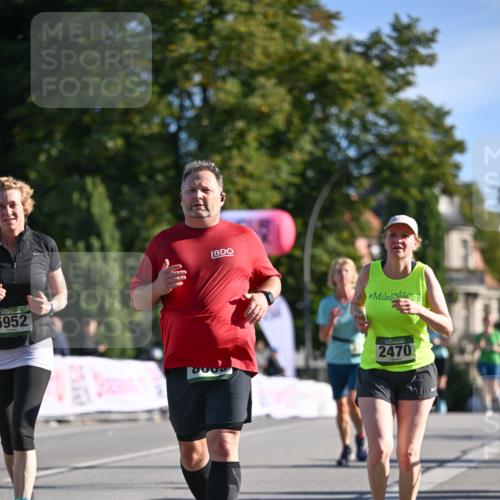 07.09.2025 - BARMER Alsterlauf Dr. Thomas Lammeyer http://msf.ph/oto/8714429 07.09.2025 09:47:47 Laufen 5952, 2470 meine-sportfotos.de