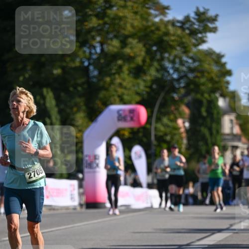 07.09.2025 - BARMER Alsterlauf Dr. Thomas Lammeyer http://msf.ph/oto/8714454 07.09.2025 09:47:51 Laufen 2705 meine-sportfotos.de
