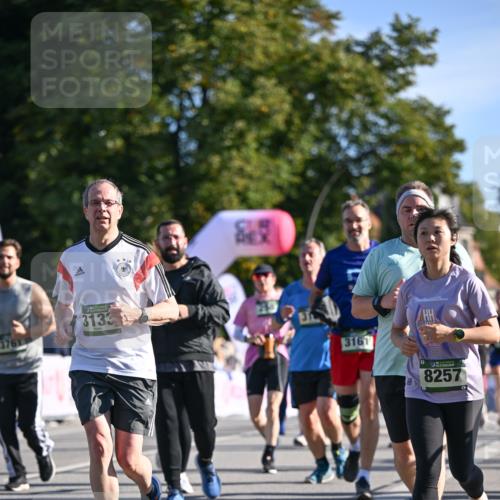 07.09.2025 - BARMER Alsterlauf Dr. Thomas Lammeyer http://msf.ph/oto/8714494 07.09.2025 09:48:00 Laufen 3761, 3133, 3161, 0, 8257 meine-sportfotos.de