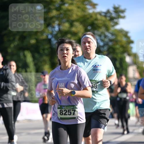 07.09.2025 - BARMER Alsterlauf Dr. Thomas Lammeyer http://msf.ph/oto/8714504 07.09.2025 09:48:02 Laufen 68, 36, 8257 meine-sportfotos.de