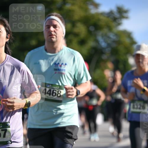07.09.2025 - BARMER Alsterlauf Dr. Thomas Lammeyer http://msf.ph/oto/8714509 07.09.2025 09:48:02 Laufen 4468, 567, 1326 meine-sportfotos.de