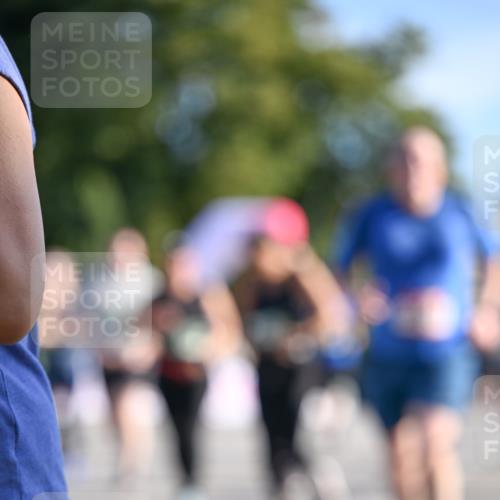 07.09.2025 - BARMER Alsterlauf Dr. Thomas Lammeyer http://msf.ph/oto/8714524 07.09.2025 09:48:05 Laufen  meine-sportfotos.de
