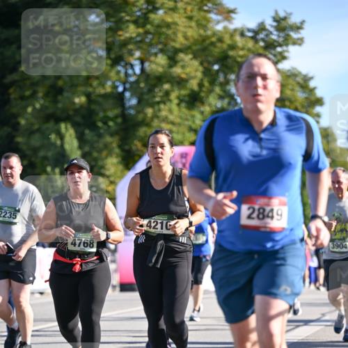 07.09.2025 - BARMER Alsterlauf Dr. Thomas Lammeyer http://msf.ph/oto/8714528 07.09.2025 09:48:05 Laufen 2235, 4768, 4210, 2849, 3904 meine-sportfotos.de