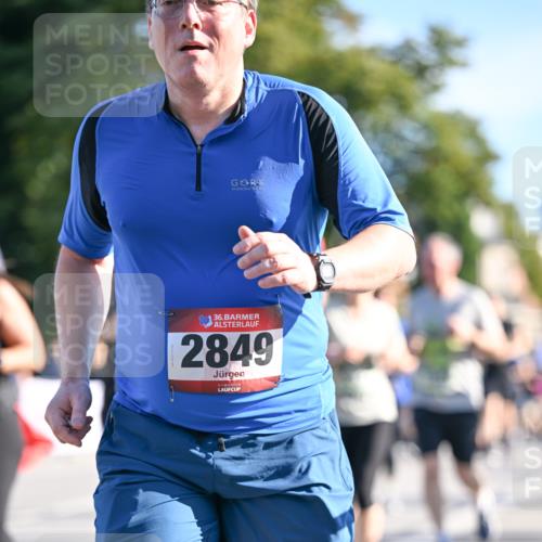07.09.2025 - BARMER Alsterlauf Dr. Thomas Lammeyer http://msf.ph/oto/8714534 07.09.2025 09:48:07 Laufen 36, 2849 meine-sportfotos.de