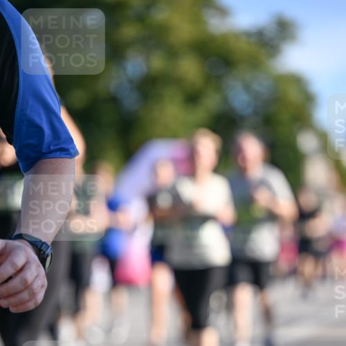 07.09.2025 - BARMER Alsterlauf Dr. Thomas Lammeyer http://msf.ph/oto/8714539 07.09.2025 09:48:07 Laufen  meine-sportfotos.de