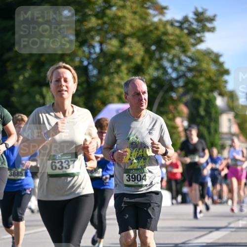 07.09.2025 - BARMER Alsterlauf Dr. Thomas Lammeyer http://msf.ph/oto/8714547 07.09.2025 09:48:09 Laufen 3885, 6337, 36, 3904, 36, 10 meine-sportfotos.de