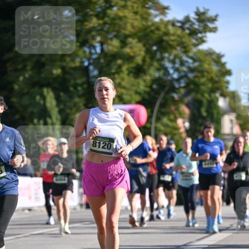 07.09.2025 - BARMER Alsterlauf Dr. Thomas Lammeyer http://msf.ph/oto/8714582 07.09.2025 09:48:15 Laufen 8120 meine-sportfotos.de