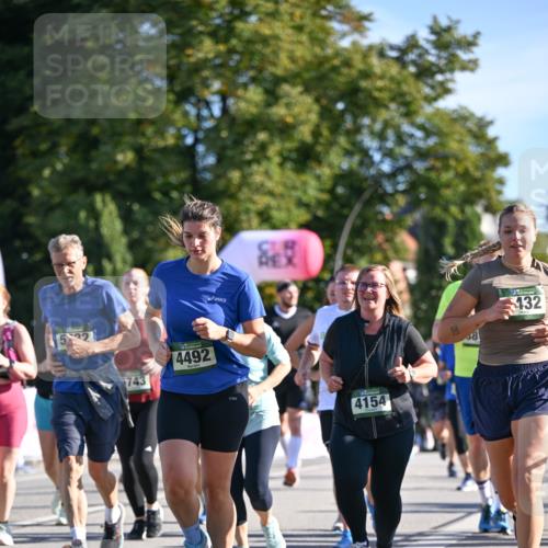 07.09.2025 - BARMER Alsterlauf Dr. Thomas Lammeyer http://msf.ph/oto/8714602 07.09.2025 09:48:19 Laufen 532, 6743, 4492, 4154, 8, 432 meine-sportfotos.de