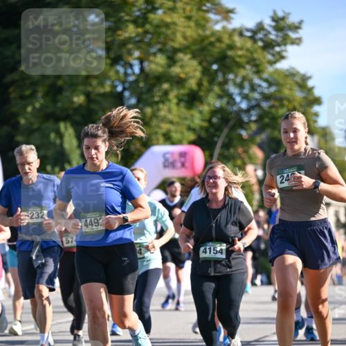 07.09.2025 - BARMER Alsterlauf Dr. Thomas Lammeyer http://msf.ph/oto/8714604 07.09.2025 09:48:19 Laufen 232, 57, 449, 4154, 24 meine-sportfotos.de