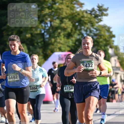 07.09.2025 - BARMER Alsterlauf Dr. Thomas Lammeyer http://msf.ph/oto/8714607 07.09.2025 09:48:19 Laufen 4492, 5994, 4154, 2432 meine-sportfotos.de