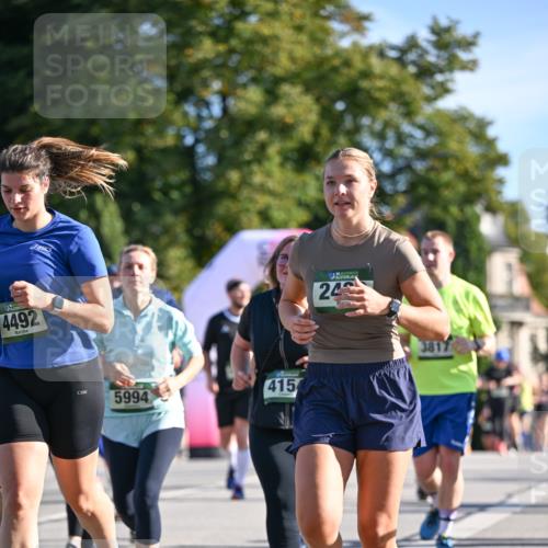 07.09.2025 - BARMER Alsterlauf Dr. Thomas Lammeyer http://msf.ph/oto/8714608 07.09.2025 09:48:20 Laufen 4492, 5994, 415, 24 meine-sportfotos.de