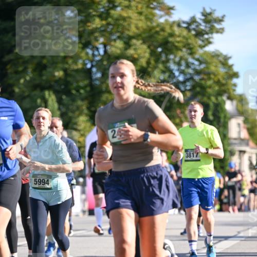 07.09.2025 - BARMER Alsterlauf Dr. Thomas Lammeyer http://msf.ph/oto/8714610 07.09.2025 09:48:20 Laufen 5994, 24, 381 meine-sportfotos.de