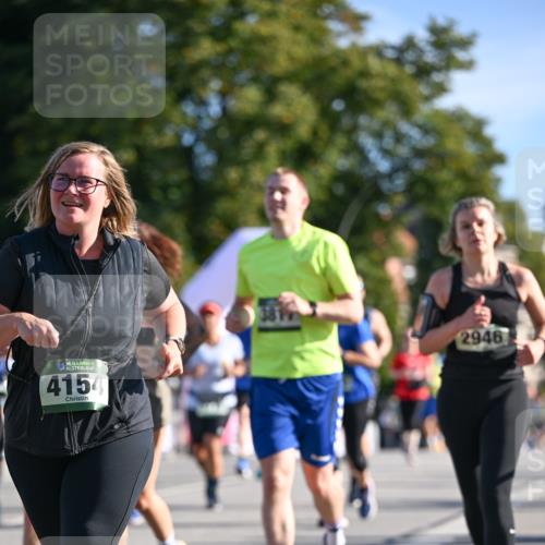 07.09.2025 - BARMER Alsterlauf Dr. Thomas Lammeyer http://msf.ph/oto/8714620 07.09.2025 09:48:21 Laufen 36, 4154, 2946 meine-sportfotos.de