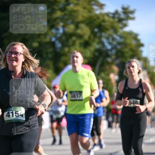 07.09.2025 - BARMER Alsterlauf Dr. Thomas Lammeyer http://msf.ph/oto/8714621 07.09.2025 09:48:22 Laufen 36, 4154, 3817, 946 meine-sportfotos.de