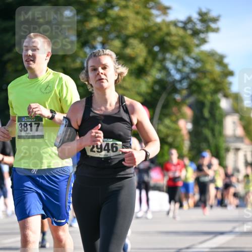 07.09.2025 - BARMER Alsterlauf Dr. Thomas Lammeyer http://msf.ph/oto/8714629 07.09.2025 09:48:23 Laufen 3817, 2946 meine-sportfotos.de