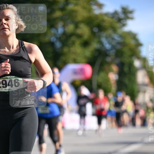 07.09.2025 - BARMER Alsterlauf Dr. Thomas Lammeyer http://msf.ph/oto/8714634 07.09.2025 09:48:23 Laufen 2946 meine-sportfotos.de