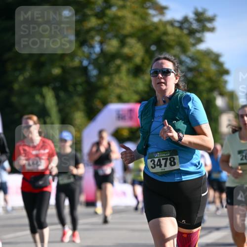 07.09.2025 - BARMER Alsterlauf Dr. Thomas Lammeyer http://msf.ph/oto/8714660 07.09.2025 09:48:29 Laufen 36, 3478, 26 meine-sportfotos.de