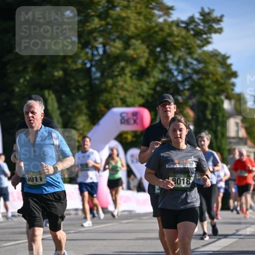 07.09.2025 - BARMER Alsterlauf Dr. Thomas Lammeyer http://msf.ph/oto/8714704 07.09.2025 09:48:36 Laufen 3011, 3018 meine-sportfotos.de