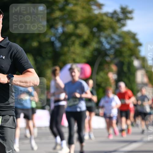 07.09.2025 - BARMER Alsterlauf Dr. Thomas Lammeyer http://msf.ph/oto/8714721 07.09.2025 09:48:38 Laufen  meine-sportfotos.de