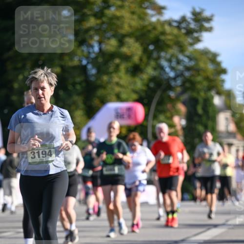 07.09.2025 - BARMER Alsterlauf Dr. Thomas Lammeyer http://msf.ph/oto/8714733 07.09.2025 09:48:40 Laufen 3194 meine-sportfotos.de
