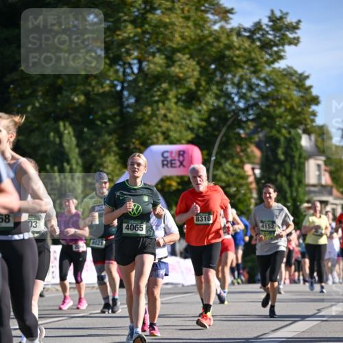 07.09.2025 - BARMER Alsterlauf Dr. Thomas Lammeyer http://msf.ph/oto/8714738 07.09.2025 09:48:41 Laufen 68, 03, 8310, 4152, 4065, 8021, 2066 meine-sportfotos.de