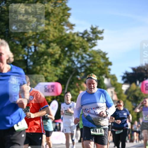 07.09.2025 - BARMER Alsterlauf Dr. Thomas Lammeyer http://msf.ph/oto/8714772 07.09.2025 09:48:50 Laufen 90, 4818 meine-sportfotos.de