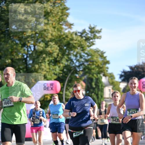 07.09.2025 - BARMER Alsterlauf Dr. Thomas Lammeyer http://msf.ph/oto/8714792 07.09.2025 09:48:53 Laufen 4607, 3337, 25, 4907, 3425, 3424 meine-sportfotos.de