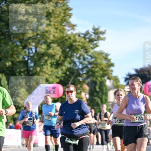 07.09.2025 - BARMER Alsterlauf Dr. Thomas Lammeyer http://msf.ph/oto/8714796 07.09.2025 09:48:54 Laufen 25, 4907, 3425, 24 meine-sportfotos.de