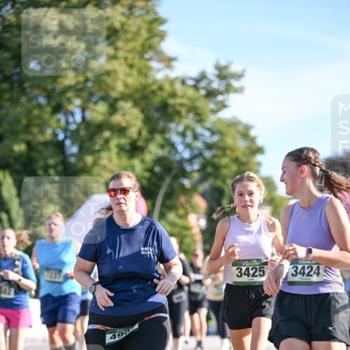 07.09.2025 - BARMER Alsterlauf Dr. Thomas Lammeyer http://msf.ph/oto/8714802 07.09.2025 09:48:55 Laufen 490, 5, 3425, 3424 meine-sportfotos.de