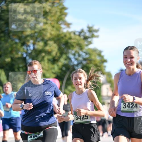 07.09.2025 - BARMER Alsterlauf Dr. Thomas Lammeyer http://msf.ph/oto/8714806 07.09.2025 09:48:55 Laufen 490, 25, 3425, 3424 meine-sportfotos.de