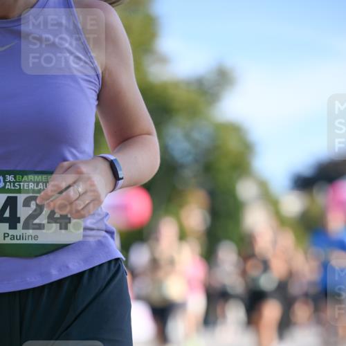 07.09.2025 - BARMER Alsterlauf Dr. Thomas Lammeyer http://msf.ph/oto/8714819 07.09.2025 09:48:57 Laufen 36, 424, 664 meine-sportfotos.de
