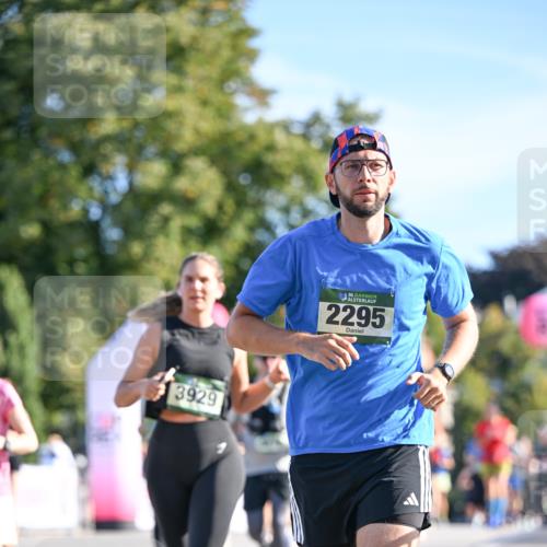 07.09.2025 - BARMER Alsterlauf Dr. Thomas Lammeyer http://msf.ph/oto/8714845 07.09.2025 09:49:02 Laufen 3929, 2295 meine-sportfotos.de