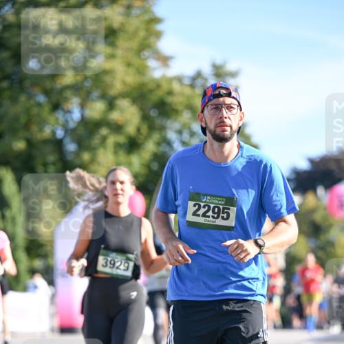 07.09.2025 - BARMER Alsterlauf Dr. Thomas Lammeyer http://msf.ph/oto/8714846 07.09.2025 09:49:02 Laufen 3929, 36, 2295 meine-sportfotos.de