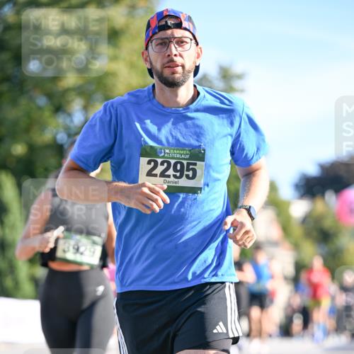 07.09.2025 - BARMER Alsterlauf Dr. Thomas Lammeyer http://msf.ph/oto/8714850 07.09.2025 09:49:03 Laufen 392, 36, 2295 meine-sportfotos.de