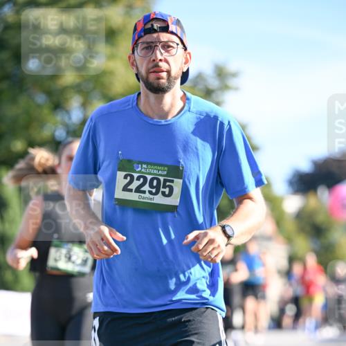 07.09.2025 - BARMER Alsterlauf Dr. Thomas Lammeyer http://msf.ph/oto/8714851 07.09.2025 09:49:03 Laufen 36, 2295 meine-sportfotos.de