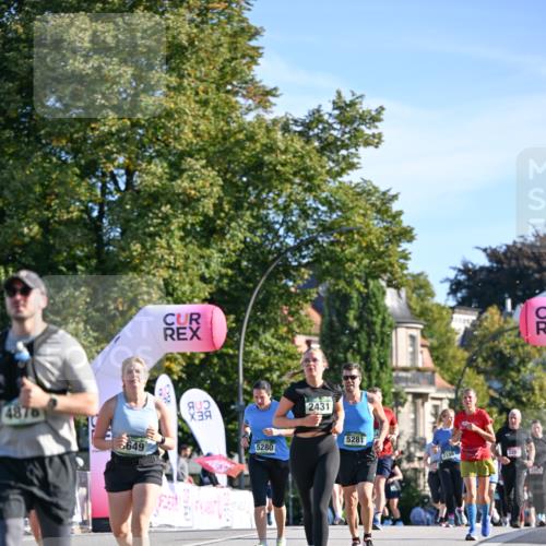 07.09.2025 - BARMER Alsterlauf Dr. Thomas Lammeyer http://msf.ph/oto/8714860 07.09.2025 09:49:05 Laufen 4876, 649, 5280, 2431, 5281, 2189, 54, 2900 meine-sportfotos.de