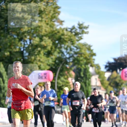 07.09.2025 - BARMER Alsterlauf Dr. Thomas Lammeyer http://msf.ph/oto/8714917 07.09.2025 09:49:14 Laufen  meine-sportfotos.de