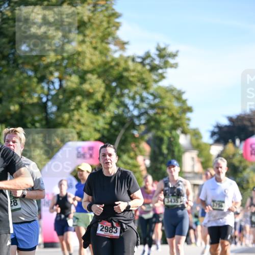 07.09.2025 - BARMER Alsterlauf Dr. Thomas Lammeyer http://msf.ph/oto/8714944 07.09.2025 09:49:18 Laufen 28, 2983 meine-sportfotos.de