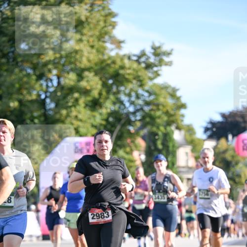 07.09.2025 - BARMER Alsterlauf Dr. Thomas Lammeyer http://msf.ph/oto/8714946 07.09.2025 09:49:19 Laufen 8, 10, 2983, 3435 meine-sportfotos.de