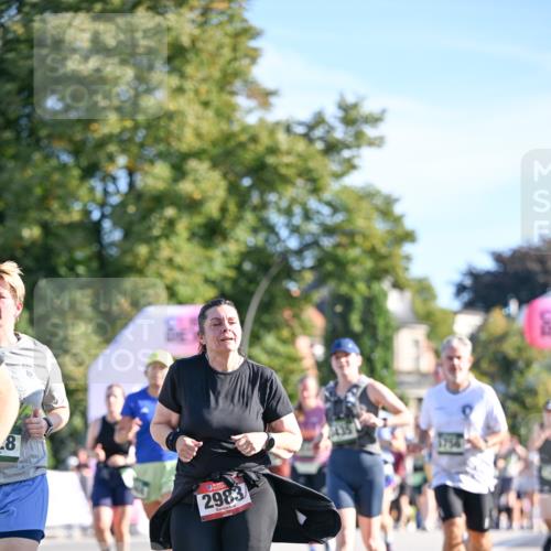 07.09.2025 - BARMER Alsterlauf Dr. Thomas Lammeyer http://msf.ph/oto/8714947 07.09.2025 09:49:19 Laufen 8, 19, 2983, 3756 meine-sportfotos.de