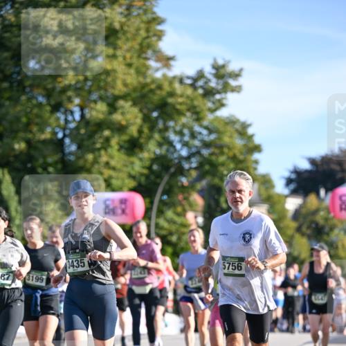 07.09.2025 - BARMER Alsterlauf Dr. Thomas Lammeyer http://msf.ph/oto/8714961 07.09.2025 09:49:21 Laufen 87, 3199, 3435, 120443, 5756, 31647 meine-sportfotos.de