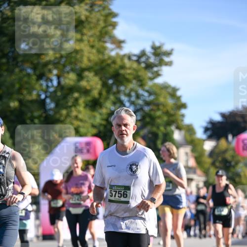 07.09.2025 - BARMER Alsterlauf Dr. Thomas Lammeyer http://msf.ph/oto/8714967 07.09.2025 09:49:22 Laufen 5756 meine-sportfotos.de