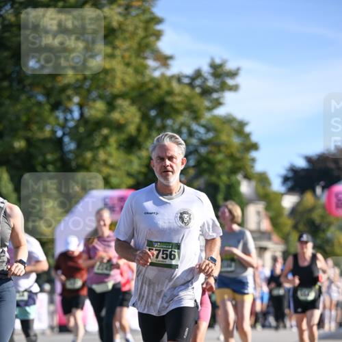 07.09.2025 - BARMER Alsterlauf Dr. Thomas Lammeyer http://msf.ph/oto/8714968 07.09.2025 09:49:22 Laufen 5756 meine-sportfotos.de