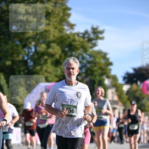 07.09.2025 - BARMER Alsterlauf Dr. Thomas Lammeyer http://msf.ph/oto/8714969 07.09.2025 09:49:22 Laufen 36, 5756 meine-sportfotos.de