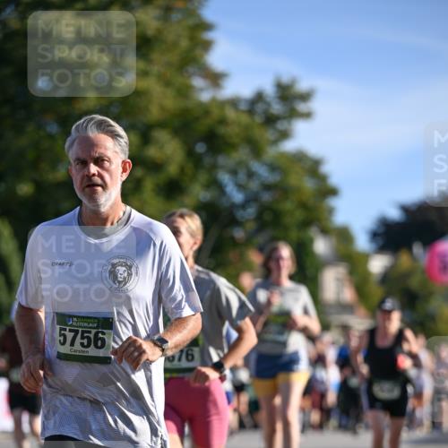 07.09.2025 - BARMER Alsterlauf Dr. Thomas Lammeyer http://msf.ph/oto/8714976 07.09.2025 09:49:23 Laufen 5756, 676 meine-sportfotos.de